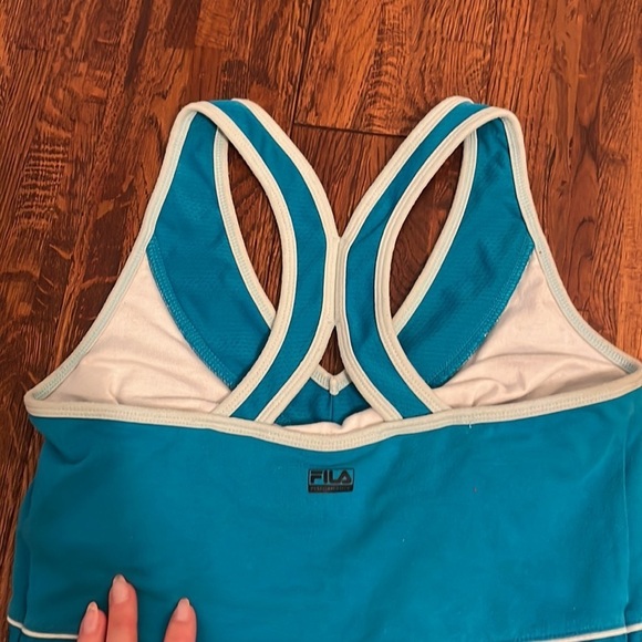 🔥2/$15 Fila Workout Top - Picture 12 of 14